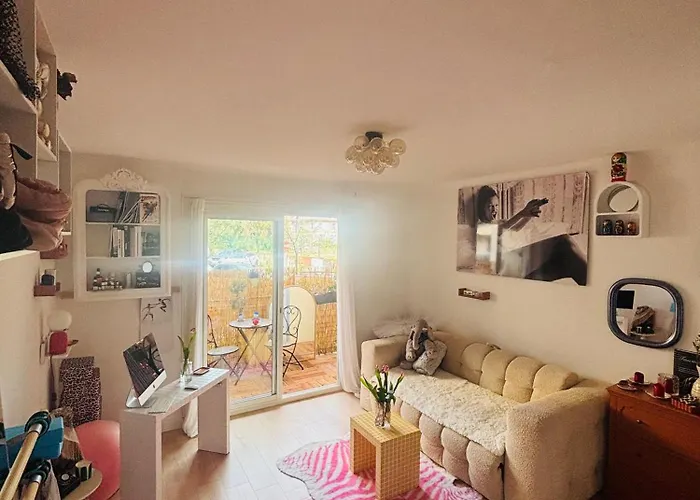 A La Felicita * أجاكسيو